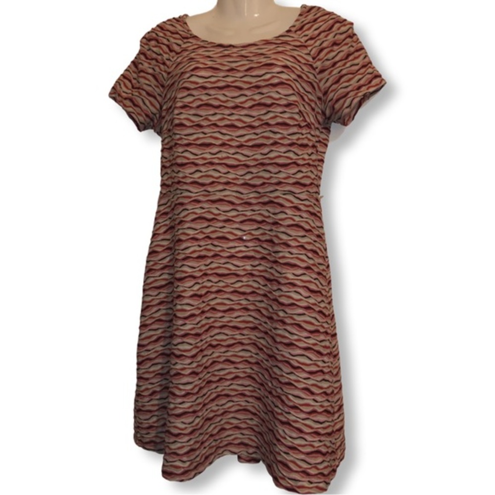 Beige by Eci Geometric Short Sleeve Midi A-line Sheath Dress Pink Peach Maroon